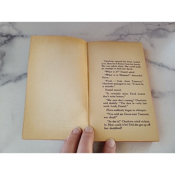 Winterwood By Dorothy Eden Paperback - Picture 2 of 10